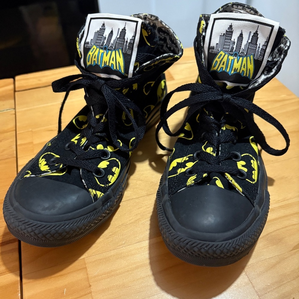 Converse All Star Batman Gotham City Black Shoes Sz 5M/7W 140151F. -RARE-